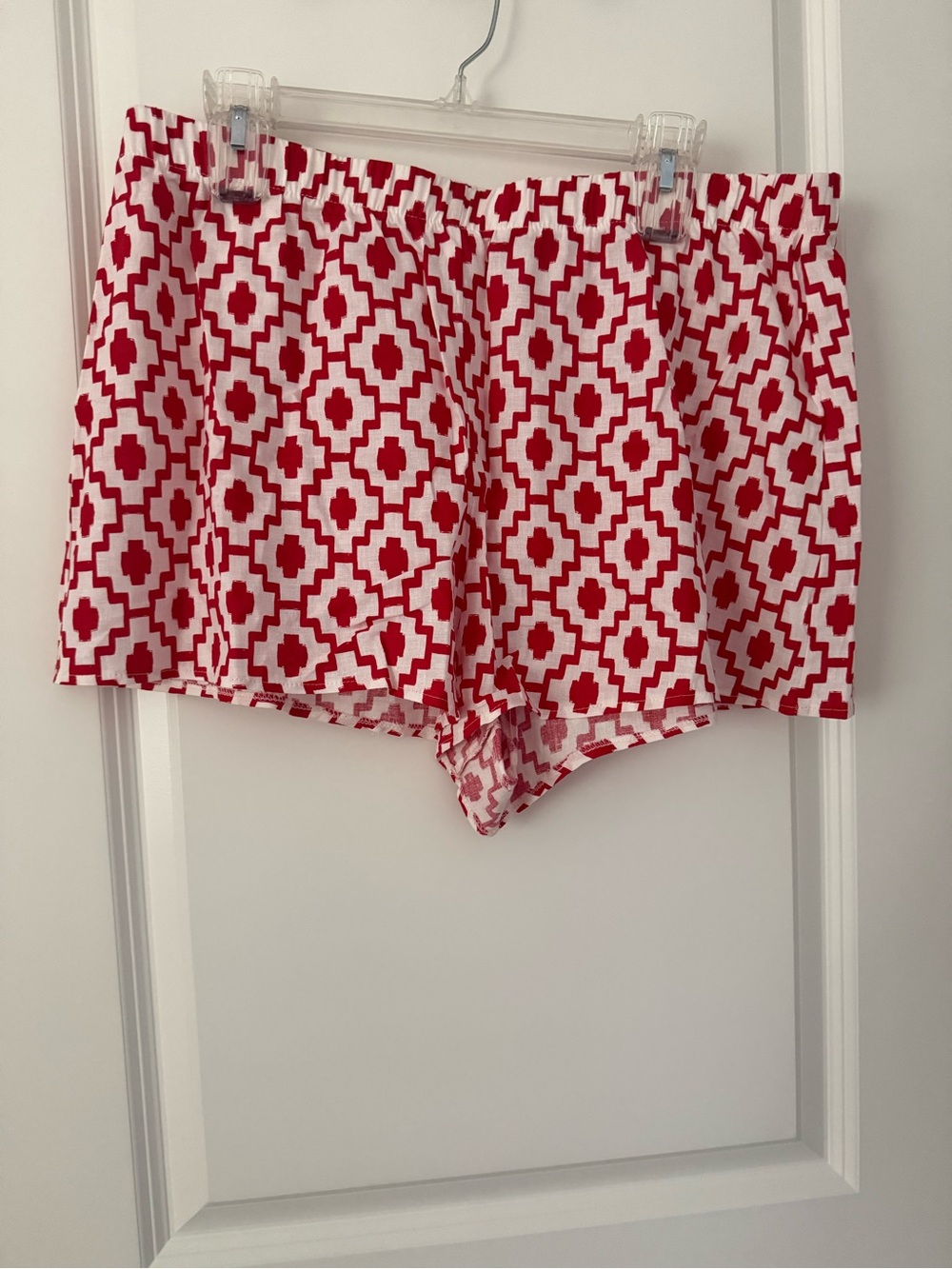 Shade & Shore Red and White Geometric Lounge Shorts